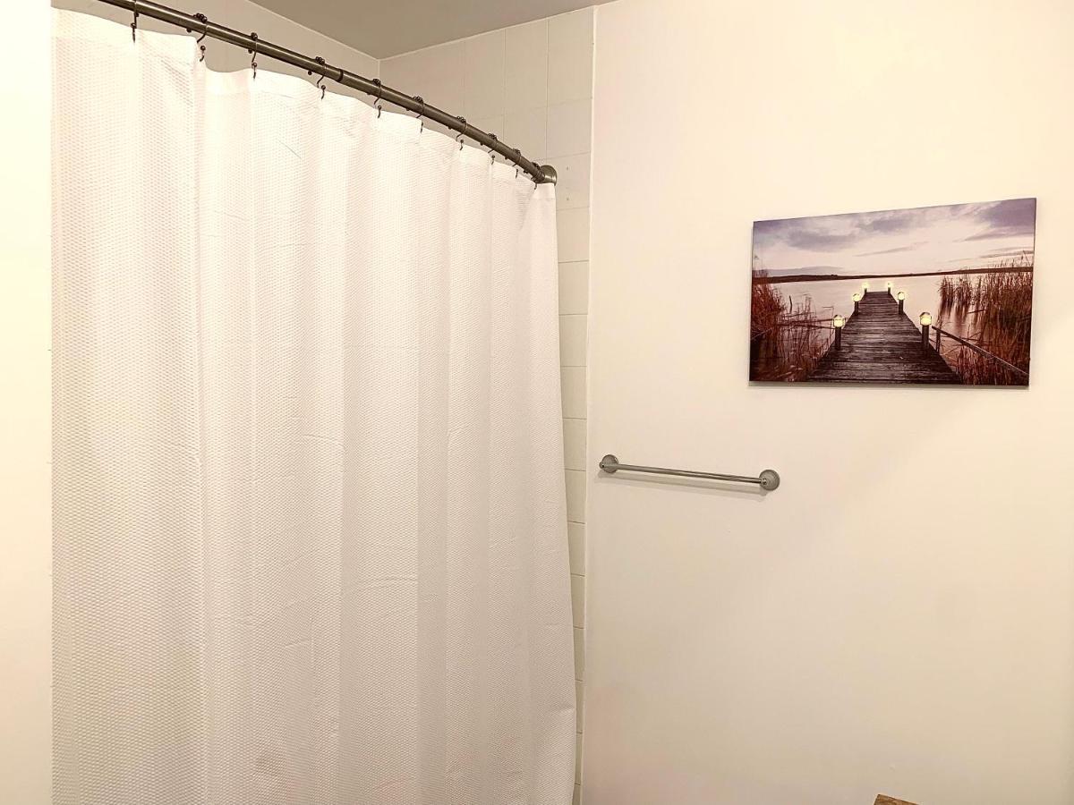 Le Paréo Club Azur Plage Memphrémagog Bagian luar foto