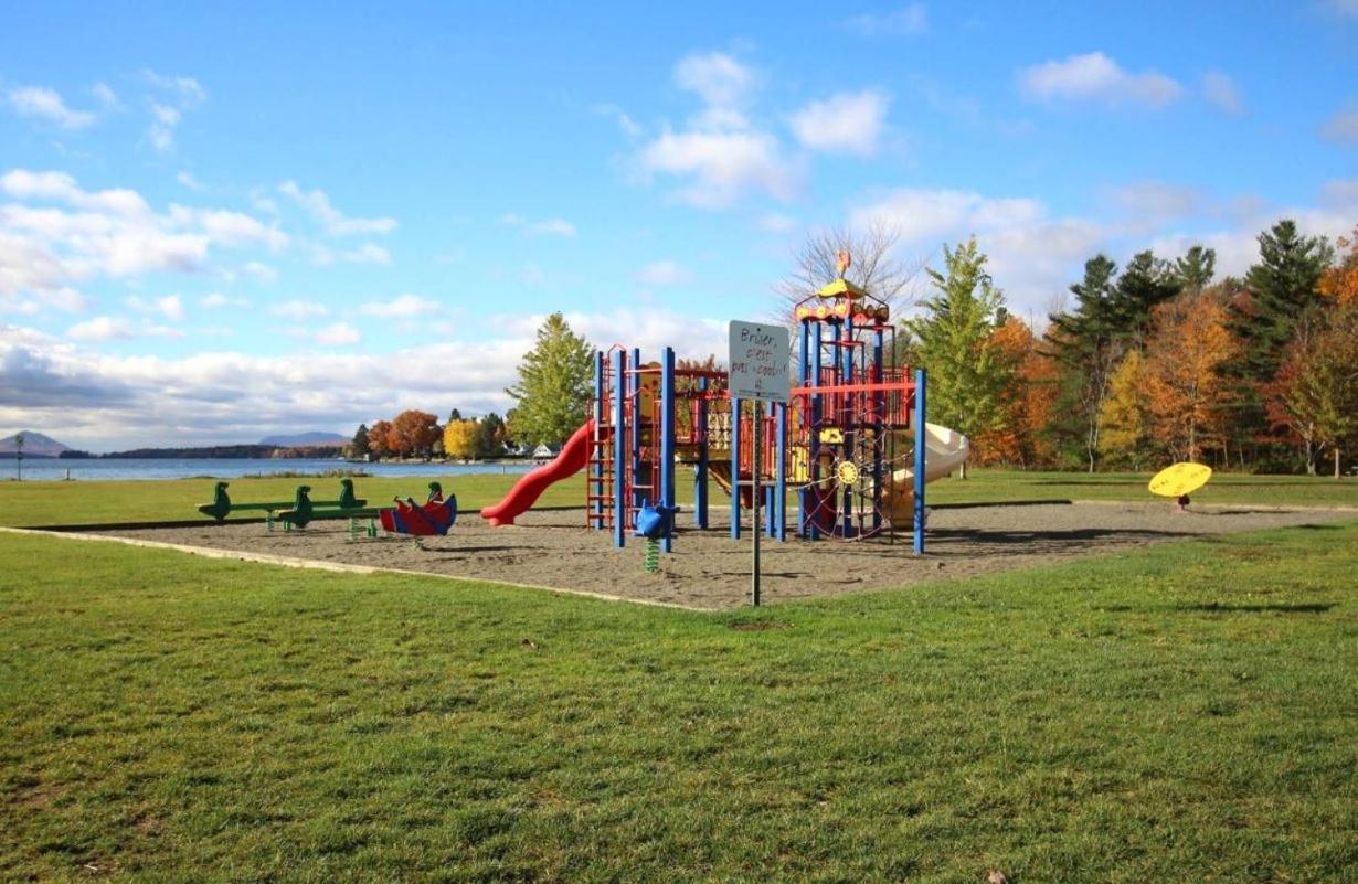 Le Paréo Club Azur Plage Memphrémagog Bagian luar foto